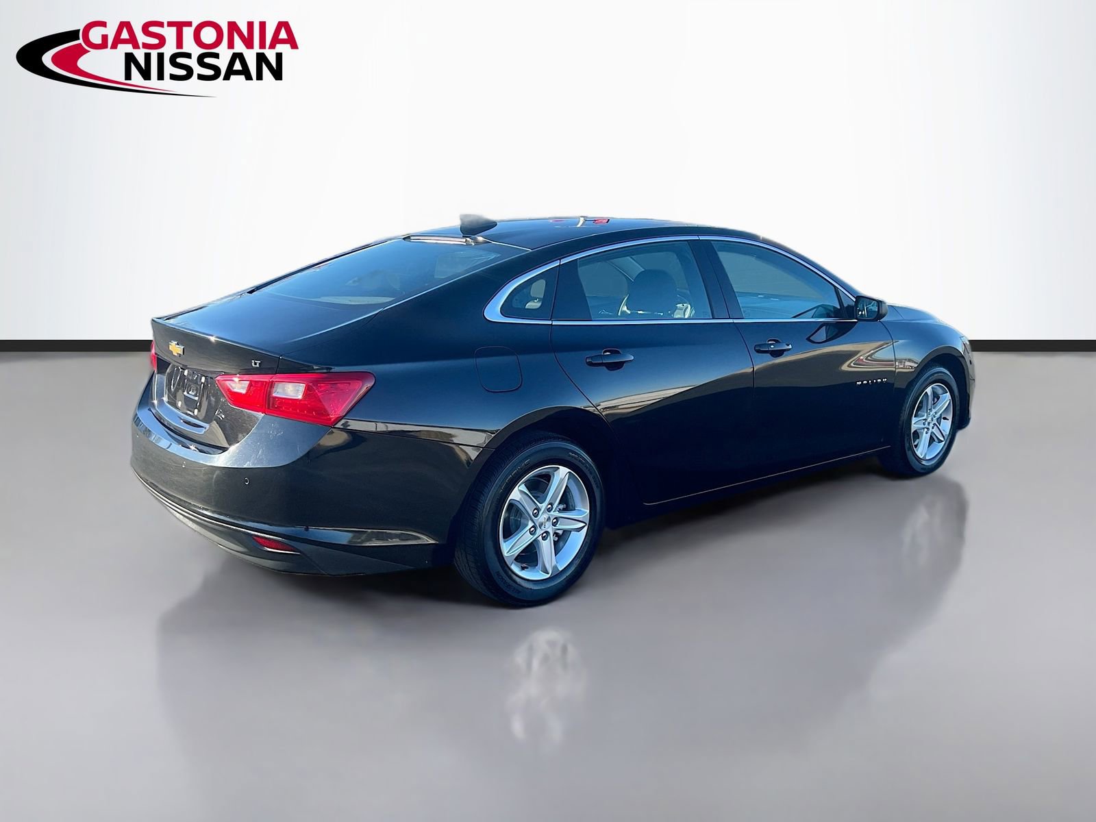 Used 2024 Chevrolet Malibu LT image 9