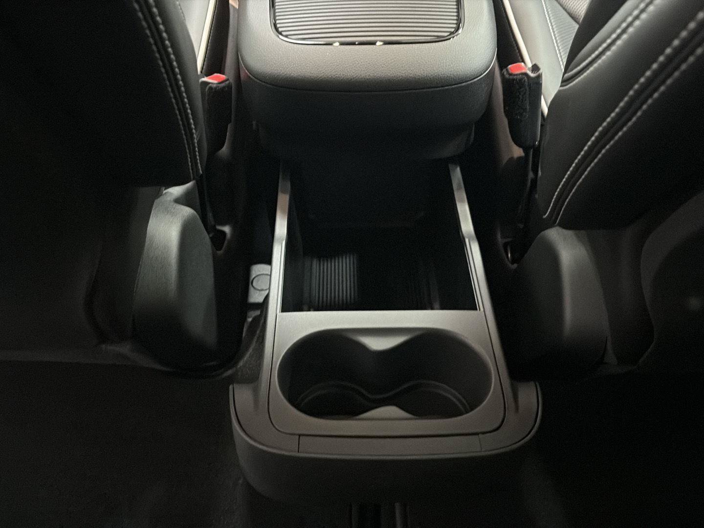 New 2027 Chrysler Pacifica Limited FWD image 33