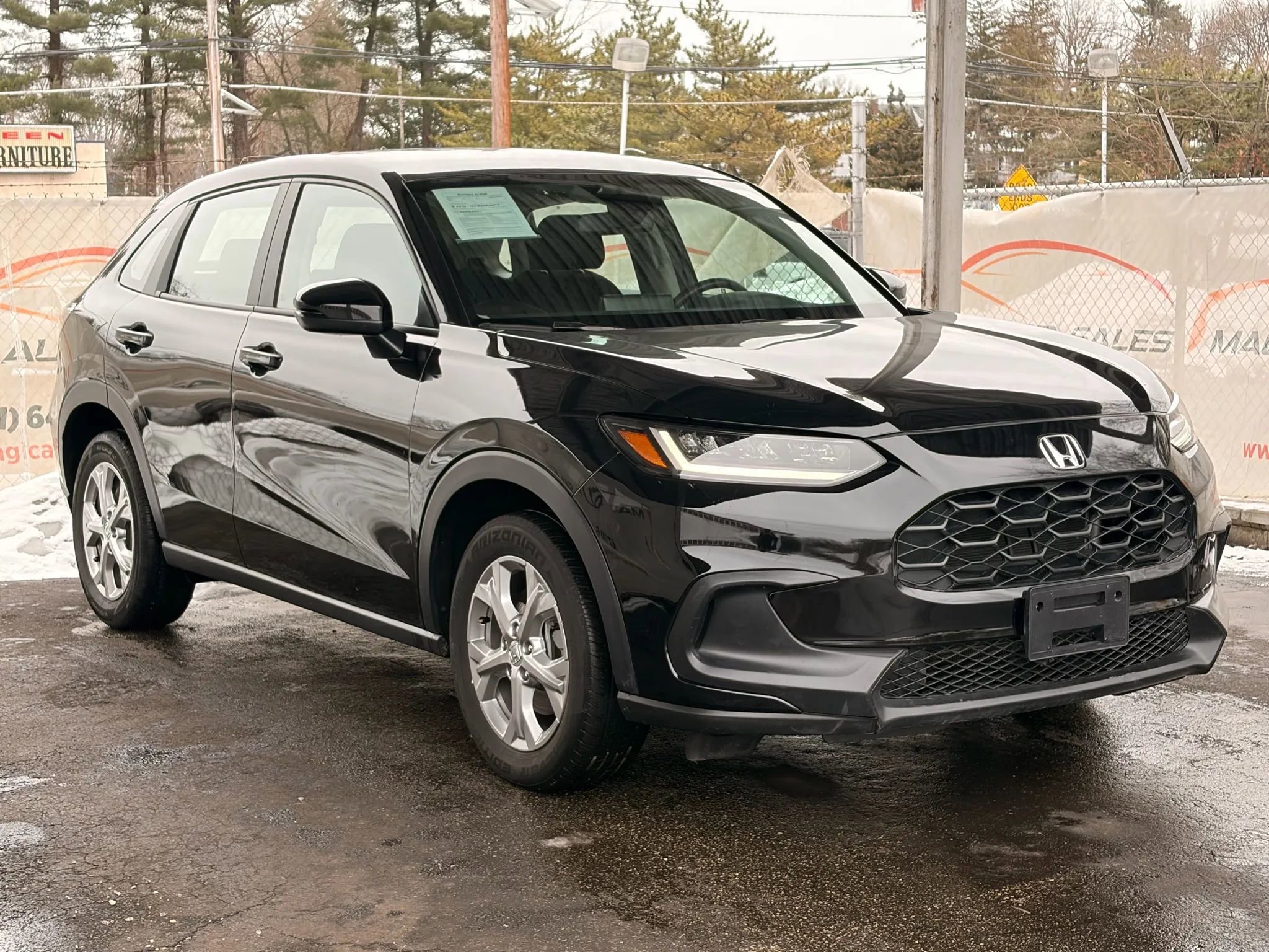 Used 2025 Honda HR-V LX image 6