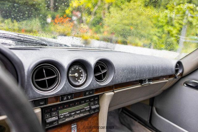 Used 1989 Mercedes-Benz 560 SL image 31