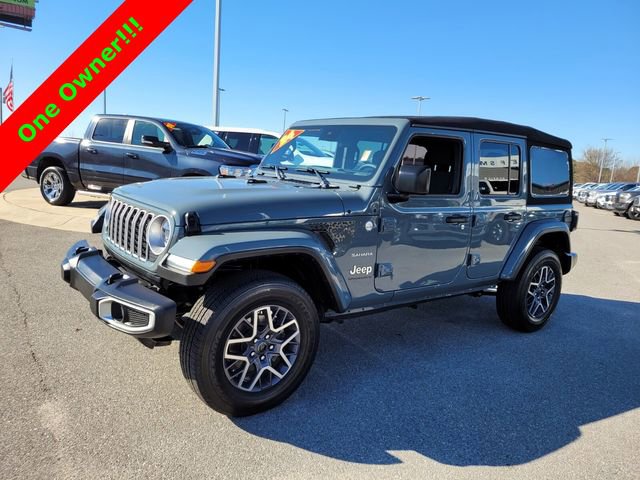 Used 2024 Jeep Wrangler Sahara image 3