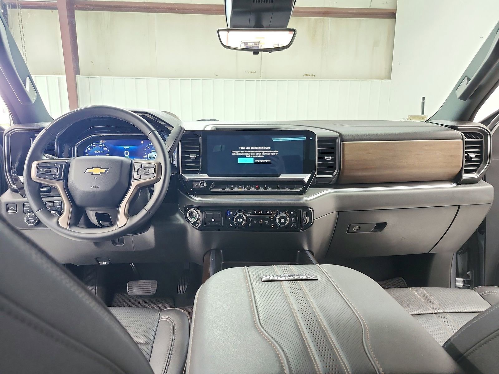Used 2024 Chevrolet Silverado 2500 High Country w/ Technology Package image 26
