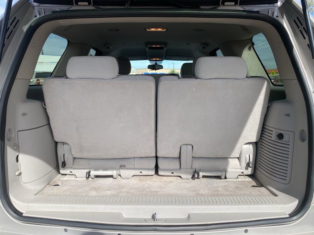 Used 2009 Chevrolet Tahoe LS RWD image 16