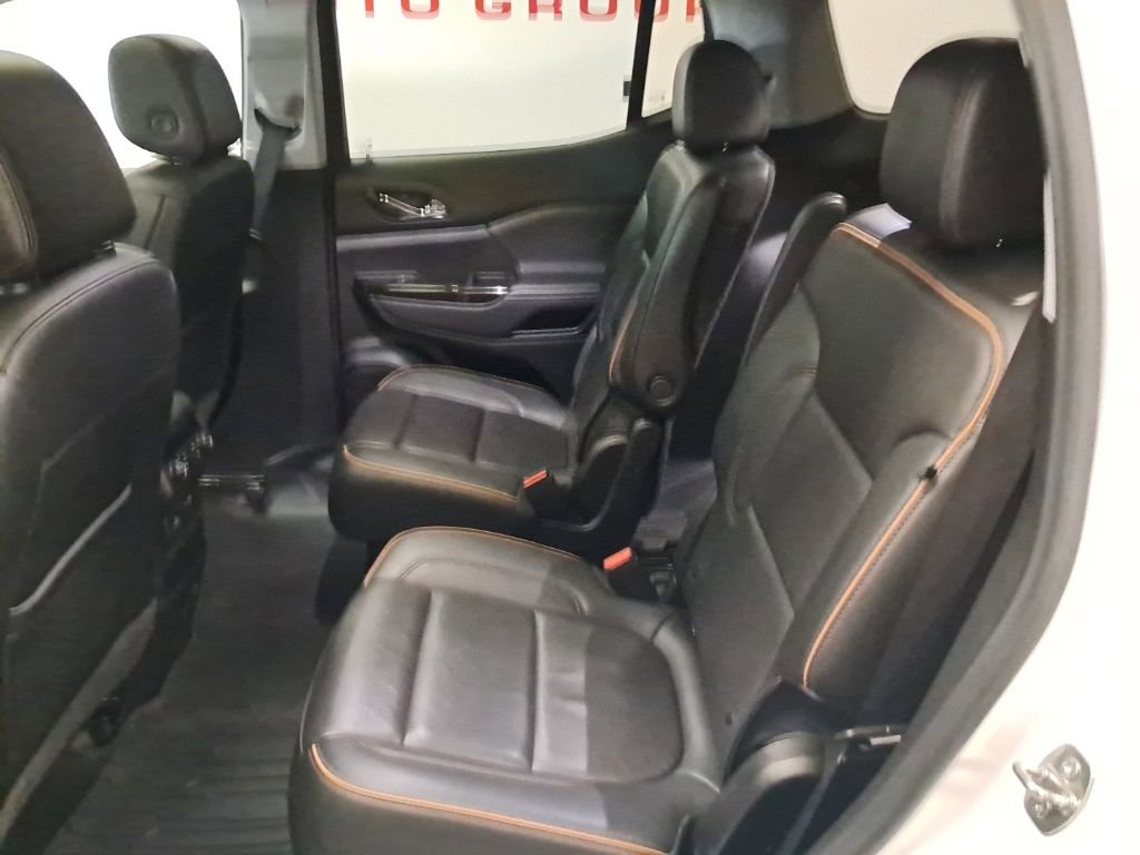 Used 2022 GMC Acadia AT4 w/ Technology Package image 21