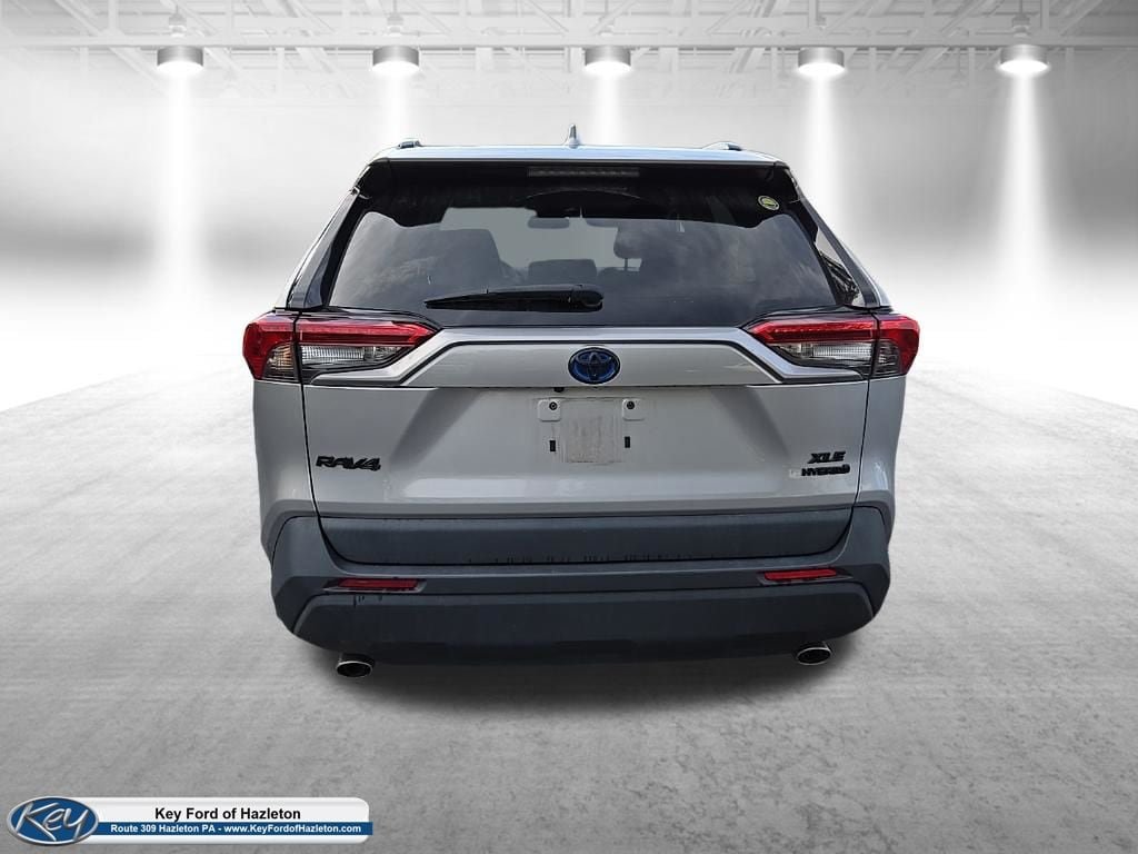 Used 2021 Toyota RAV4 AWD Hybrid image 9