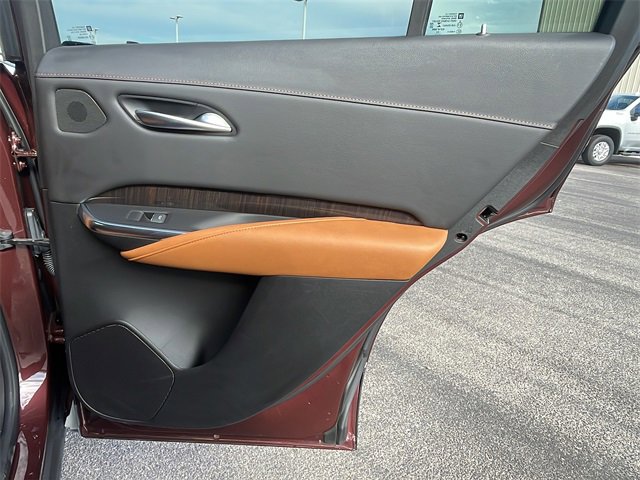 Used 2023 Cadillac XT4 Premium Luxury w/ Technology Package image 15