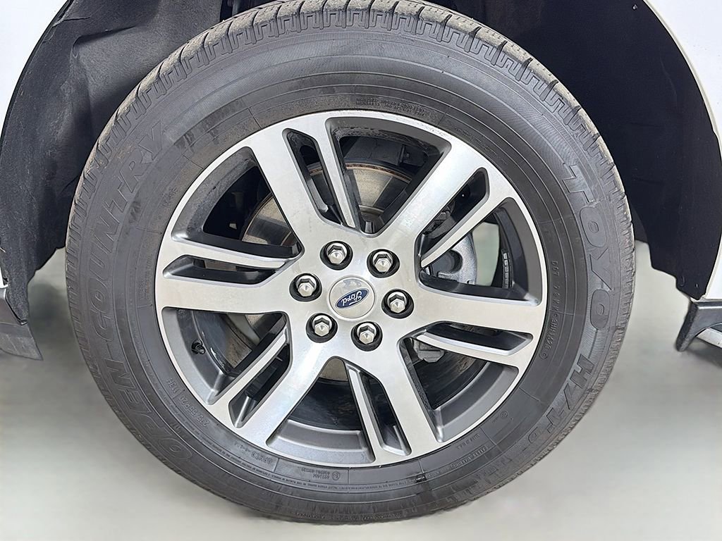 Used 2023 Ford Expedition Max Limited image 21