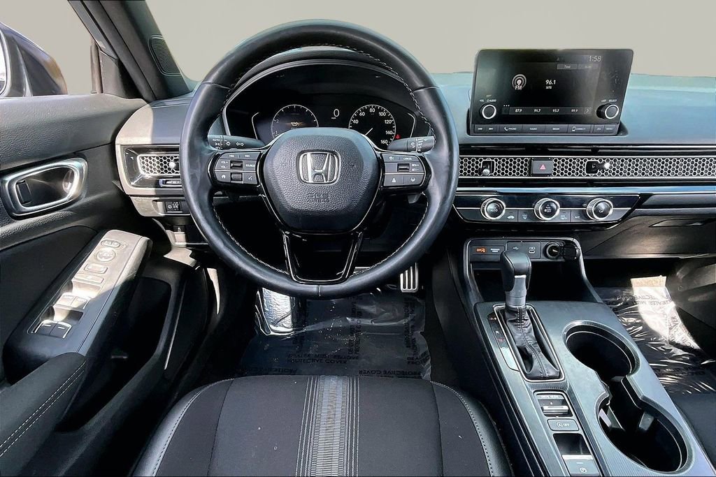 Used 2025 Honda Civic Sport image 9