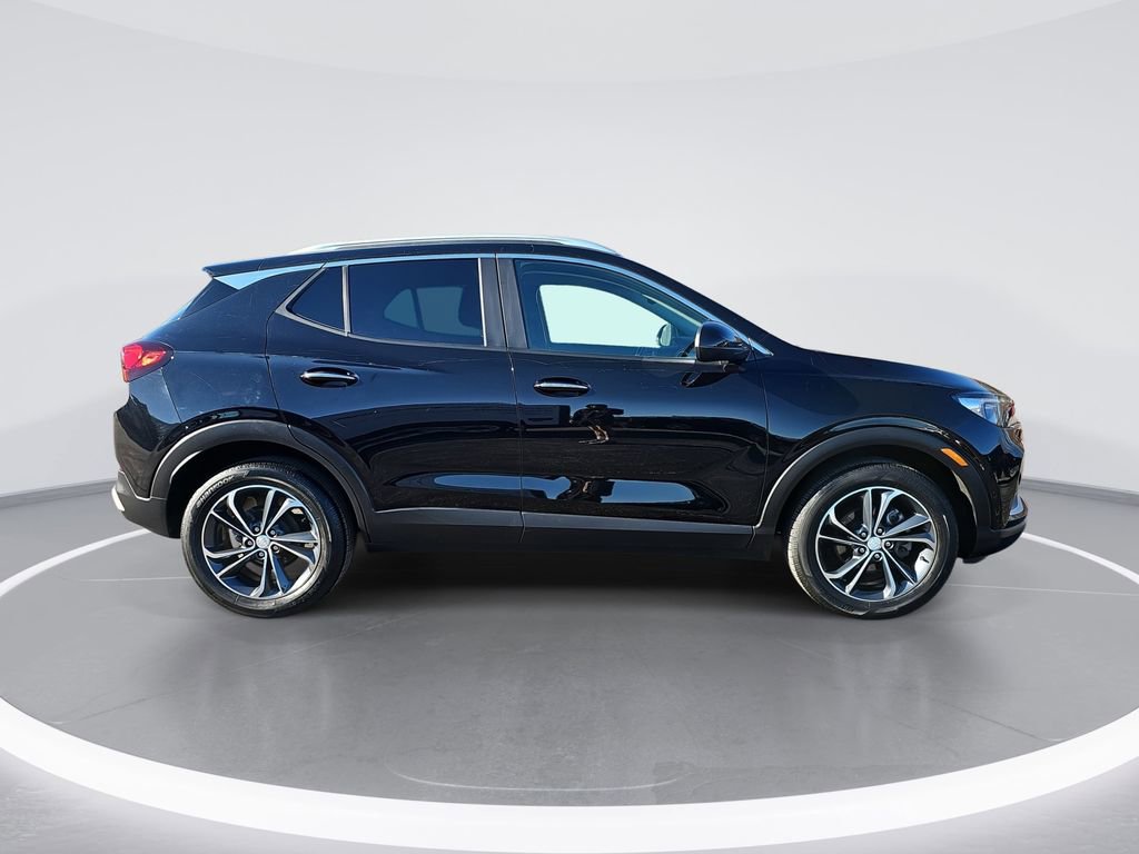 Certified 2023 Buick Encore GX Select w/ Safety Package II image 2