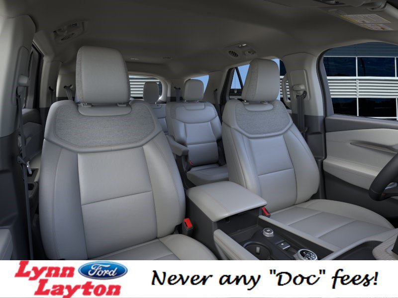 New 2025 Ford Explorer Active w/ Active Comfort Package image 10