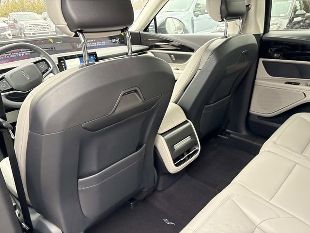 New 2026 Lincoln Nautilus Premier w/ Jet Appearance Package image 17