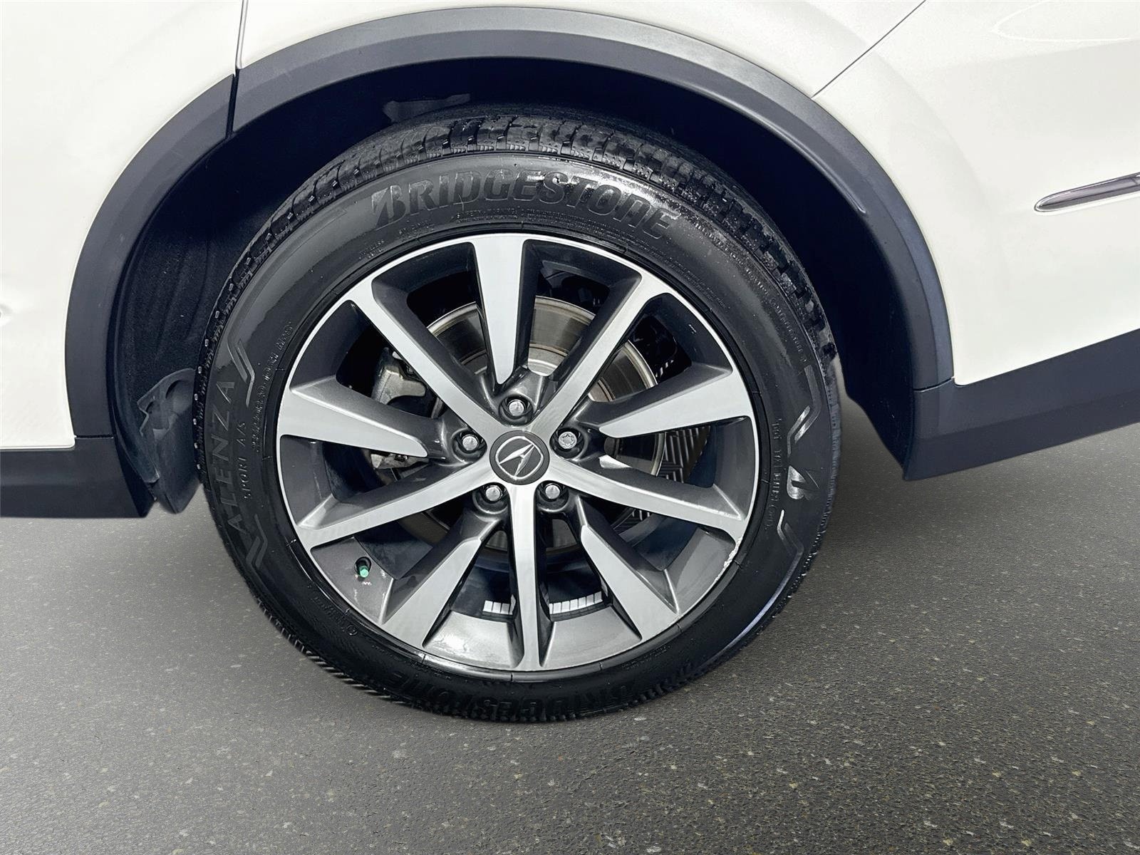 Used 2025 Acura MDX w/ Technology Package FWD image 33