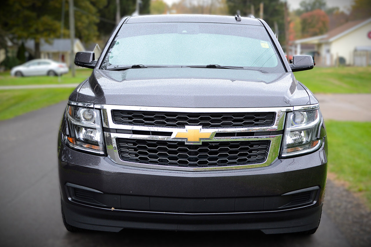 Used 2017 Chevrolet Tahoe LT image 2