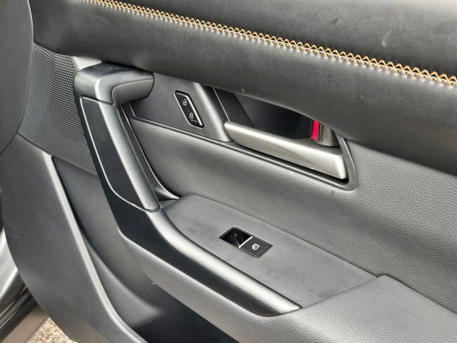 Used 2025 MAZDA CX-50 AWD 2.5 Hybrid w/ Premium Pkg image 28