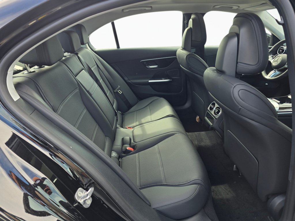 New 2026 Mercedes-Benz C 300 4MATIC Sedan image 21