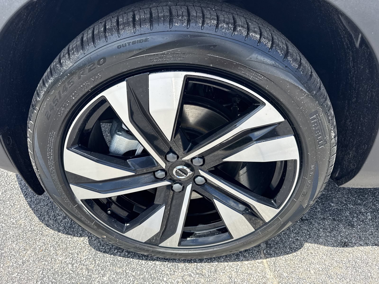 New 2026 Volvo XC40 B5 Ultra w/ Protection Package Premier AWD/4WD image 9