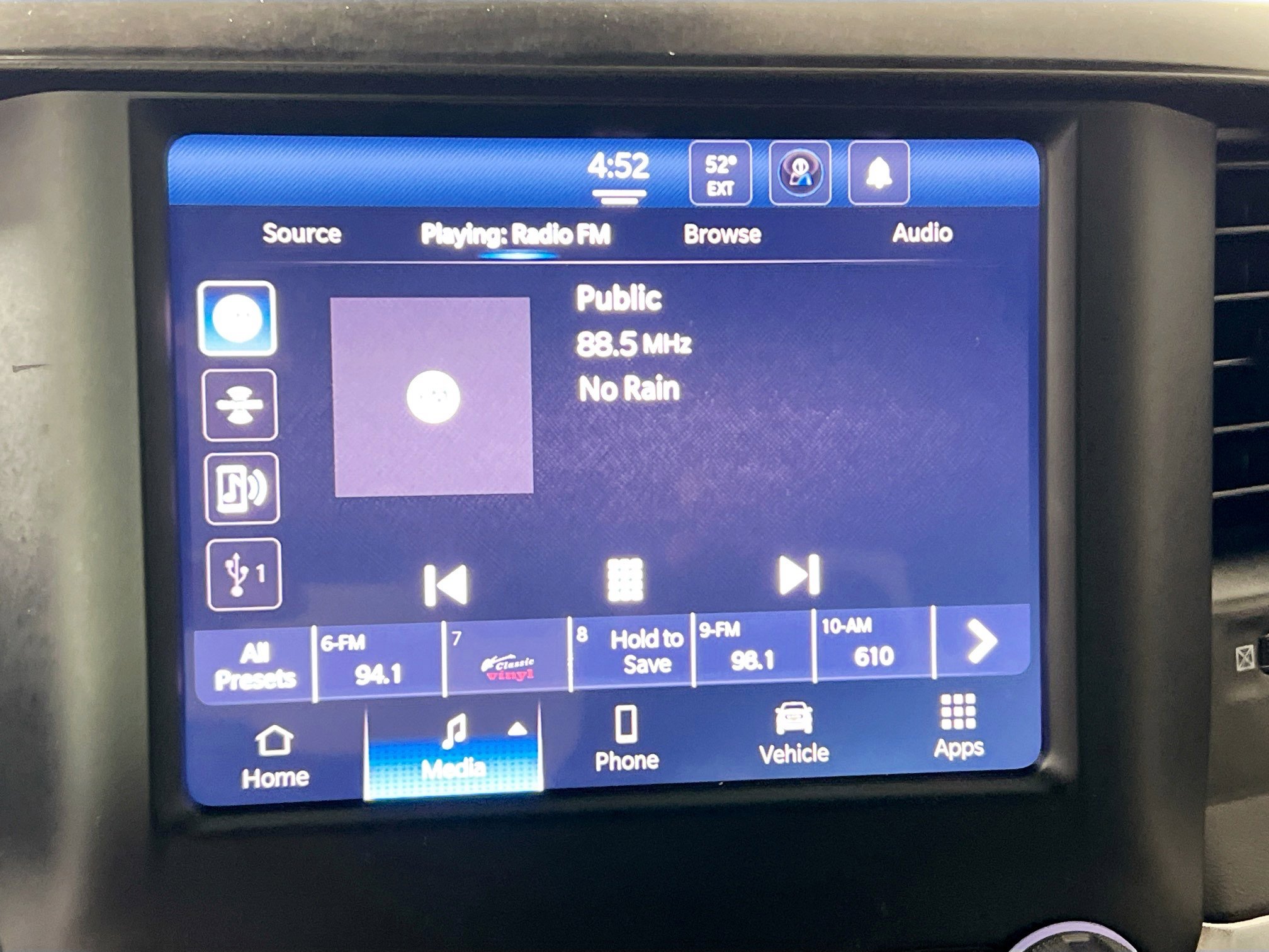 Used 2024 RAM 2500 Big Horn image 28