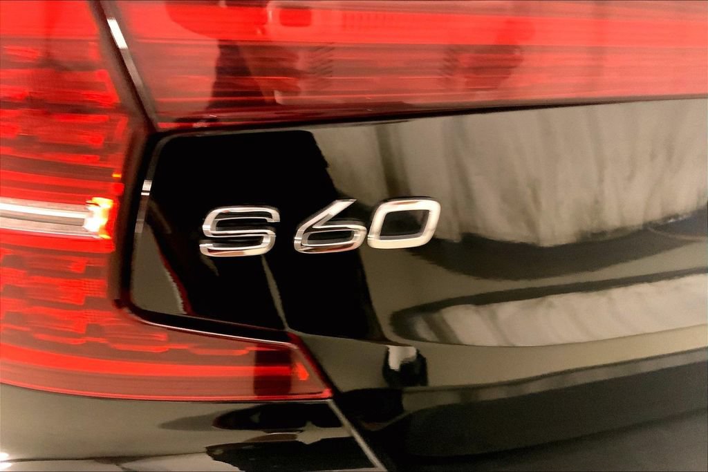 Used 2021 Volvo S60 T8 Inscription w/ Climate Package AWD/4WD image 7
