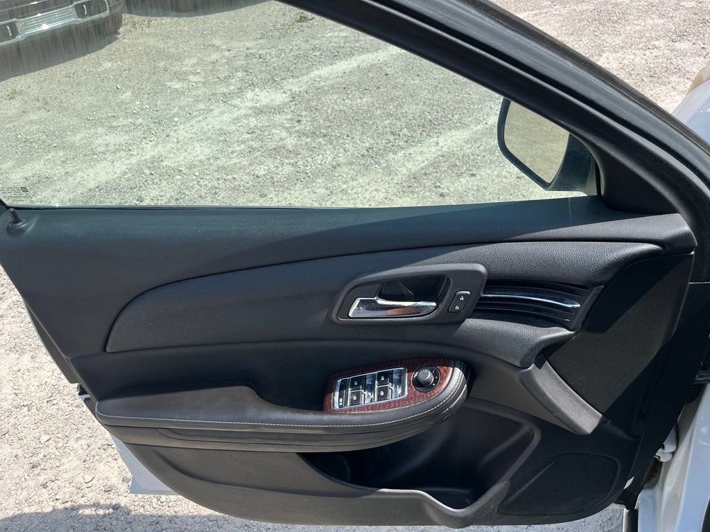 Used 2013 Chevrolet Malibu LT w/ Power Convenience Package FWD image 16