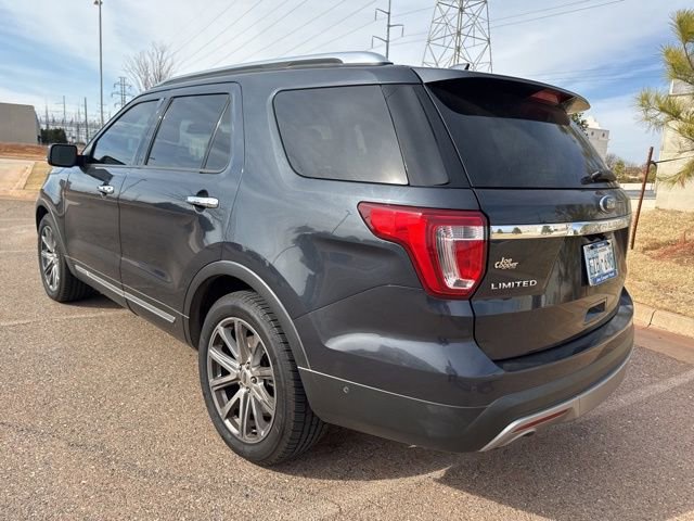 Used 2017 Ford Explorer Limited w/ Equipment Group 301A image 8