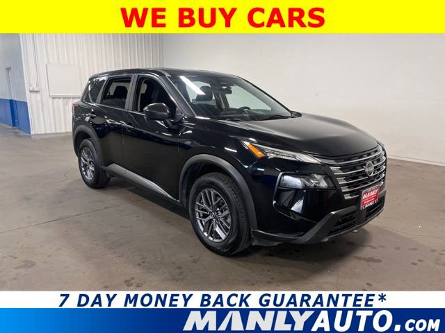 Used 2024 Nissan Rogue S image 1