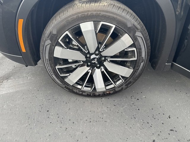 New 2025 Mitsubishi Outlander AWD image 13