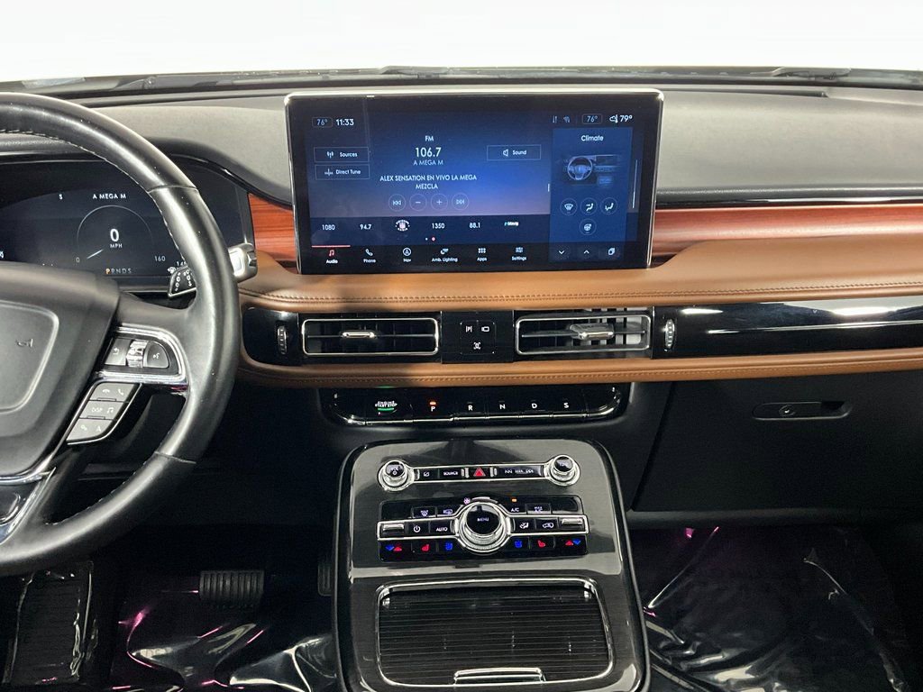 Certified 2023 Lincoln Nautilus Reserve image 12