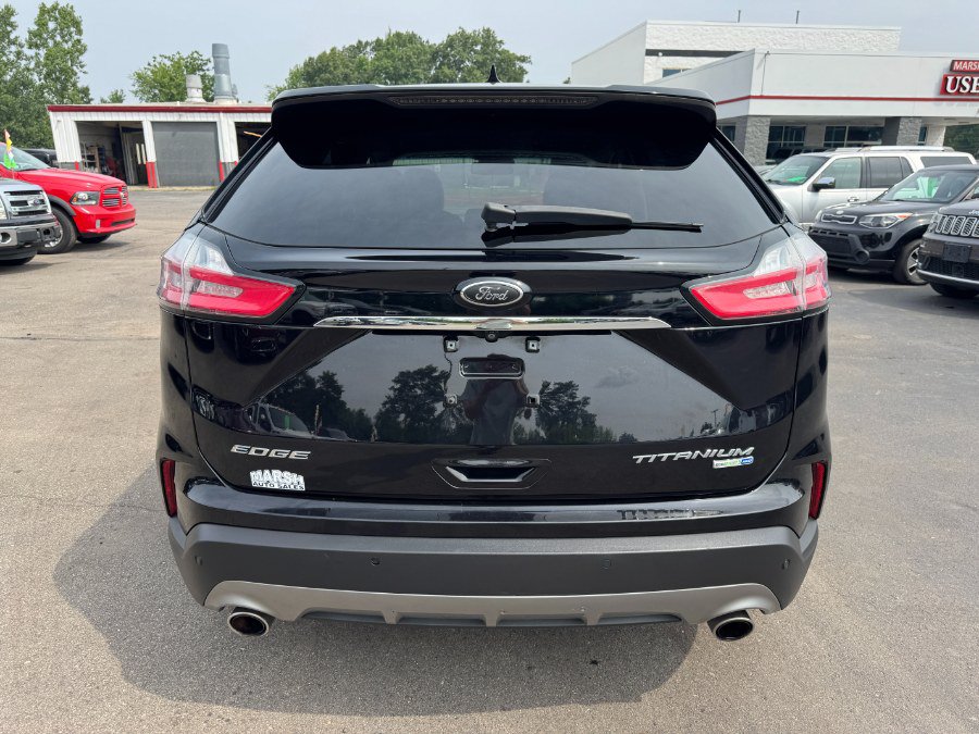 Used 2019 Ford Edge Titanium AWD/4WD image 4