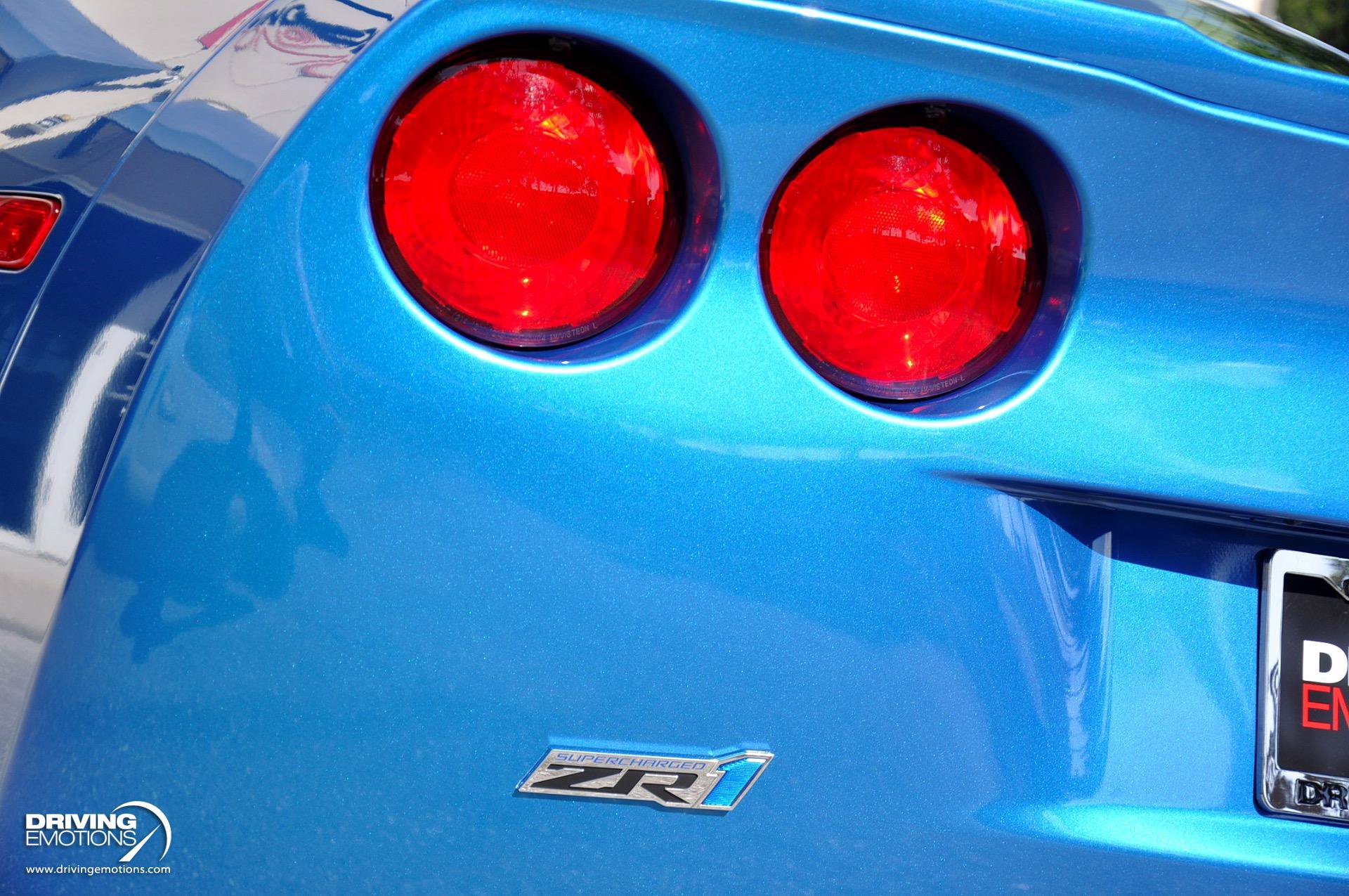 Used 2009 Chevrolet Corvette ZR1 w/ Preferred Equipment Group RWD image 29