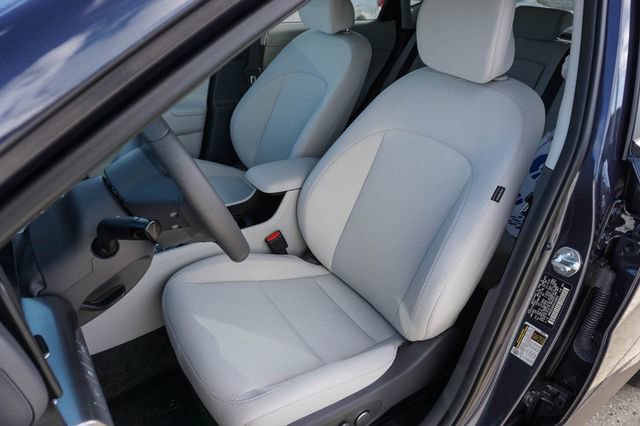 Used 2025 Hyundai Kona SEL image 14