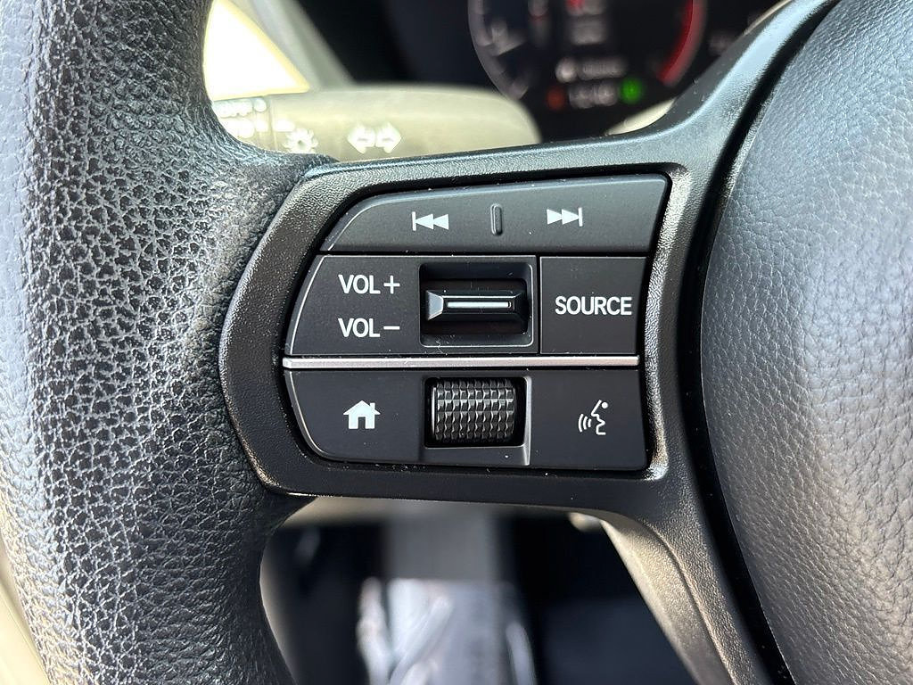 Used 2024 Honda HR-V LX image 13