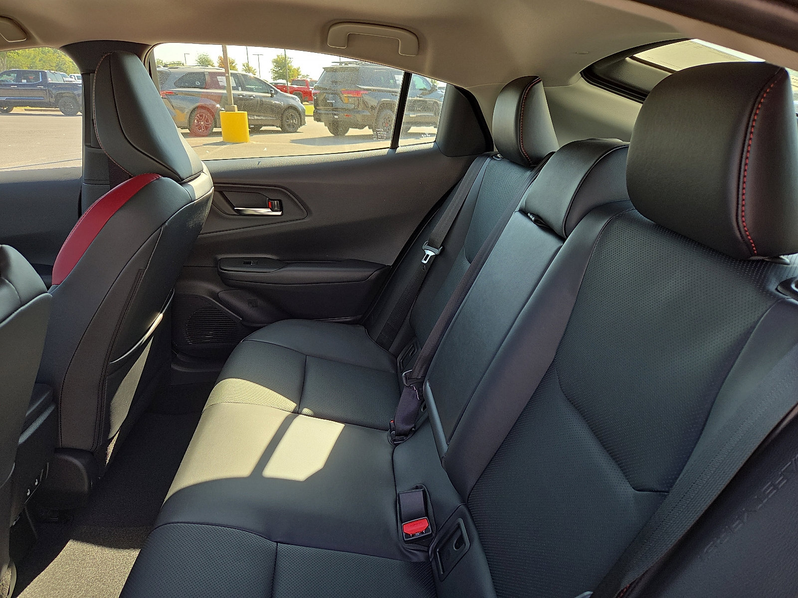 New 2026 Toyota Prius Plug-In Hybrid image 9