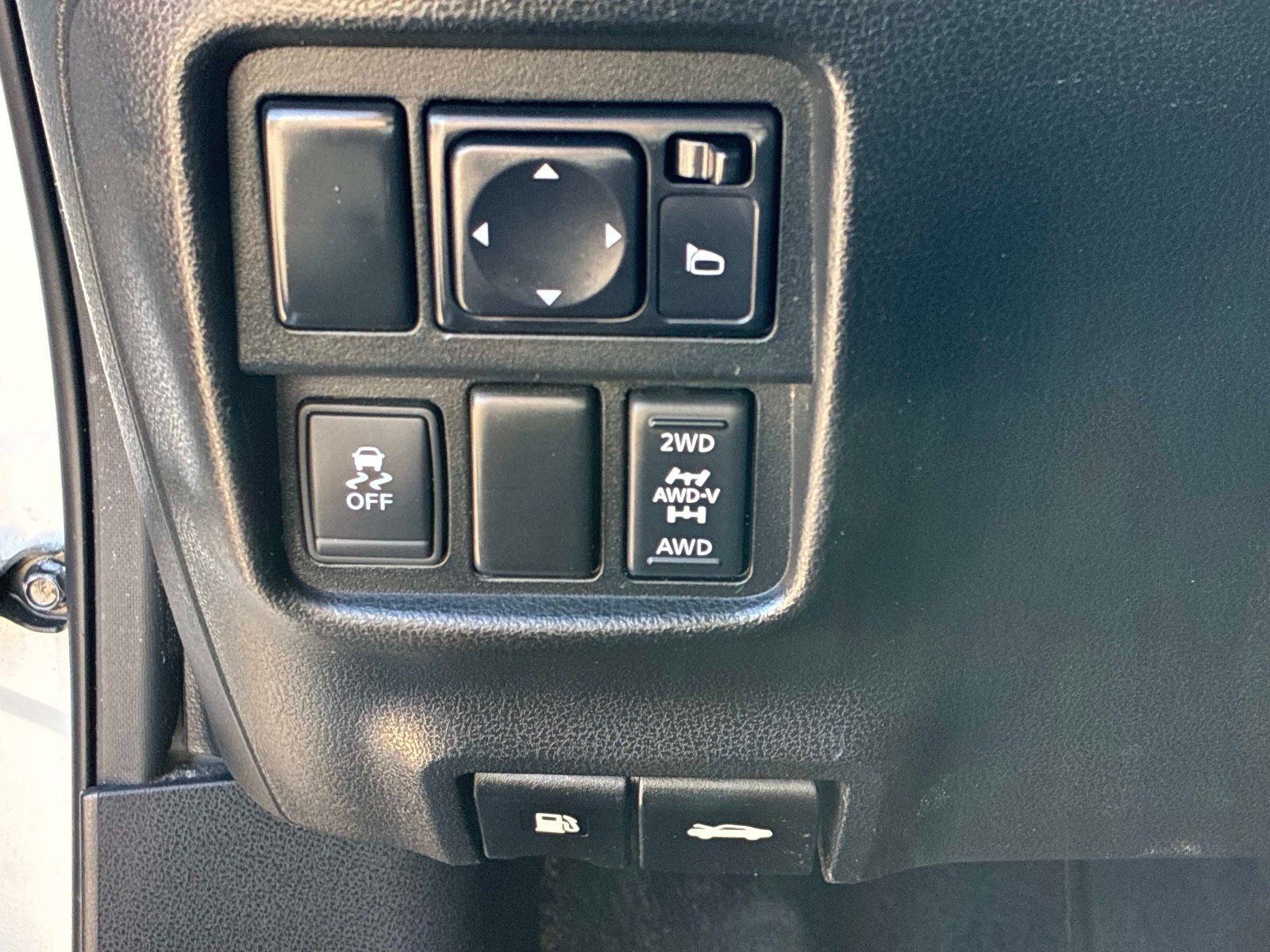 Used 2014 Nissan Juke SV AWD/4WD image 19