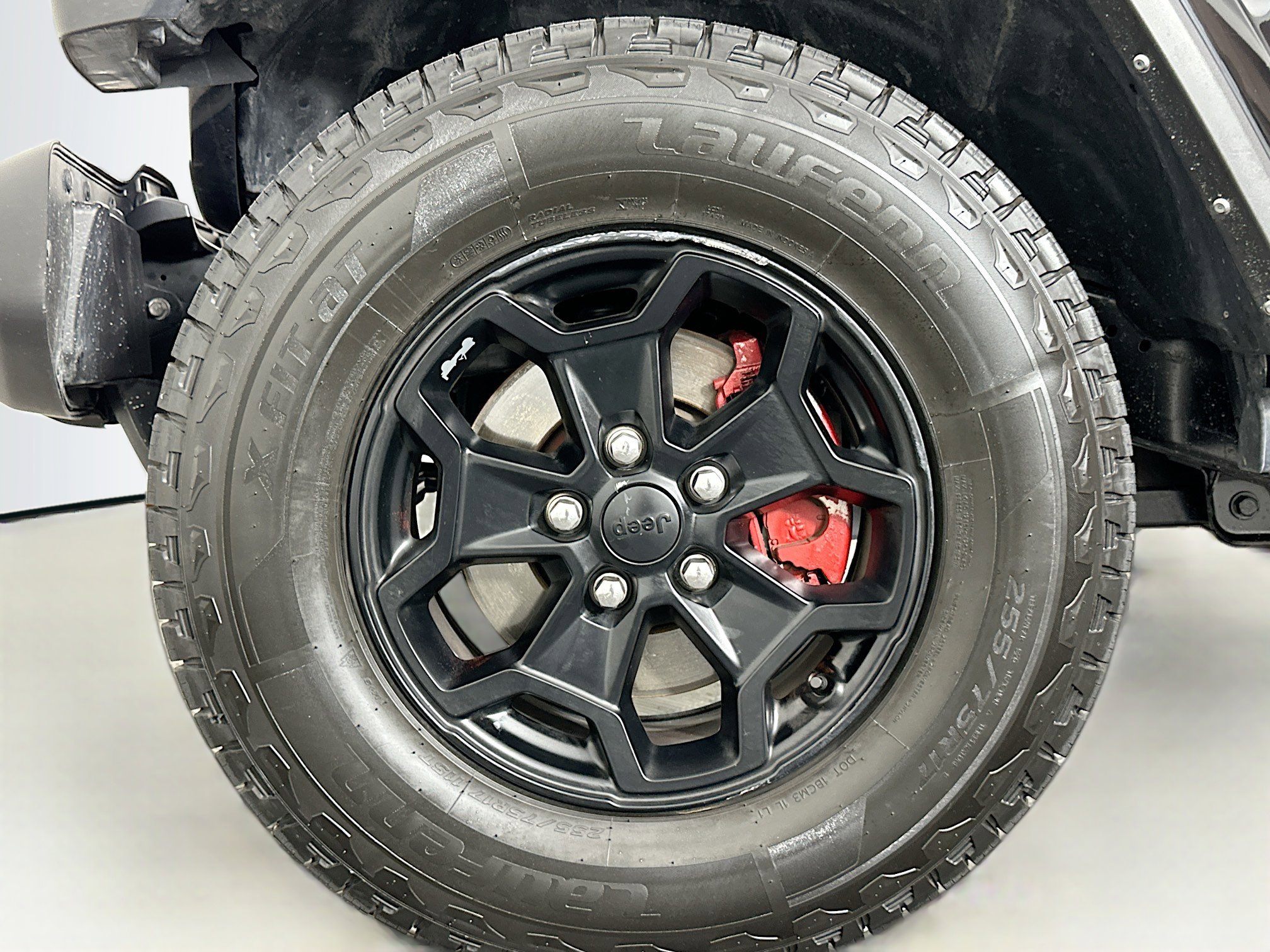 Used 2022 Jeep Gladiator Sport image 11