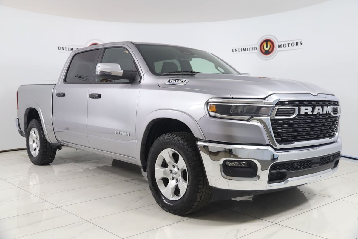 Used 2025 RAM 1500 Big Horn AWD/4WD image 23