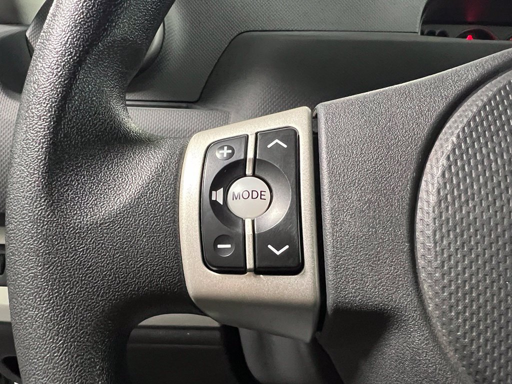 Used 2008 Scion xB FWD image 32