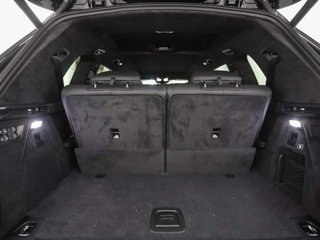 Used 2027 BMW X7 xDrive40i w/ M Sport Package AWD/4WD image 27
