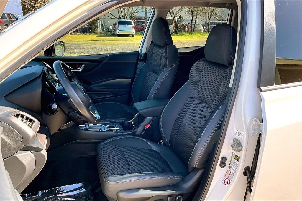Used 2020 Subaru Forester Premium AWD/4WD image 9