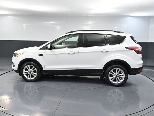Used 2017 Ford Escape SE w/ Equipment Group 201A image 10
