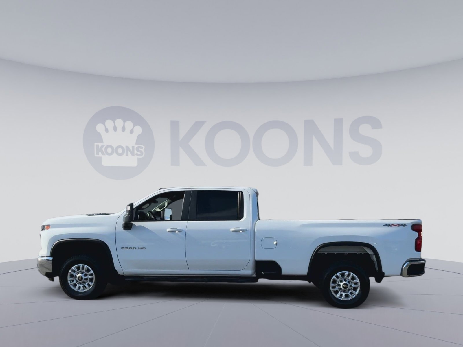 Used 2025 Chevrolet Silverado 2500 LT w/ Convenience Package image 10