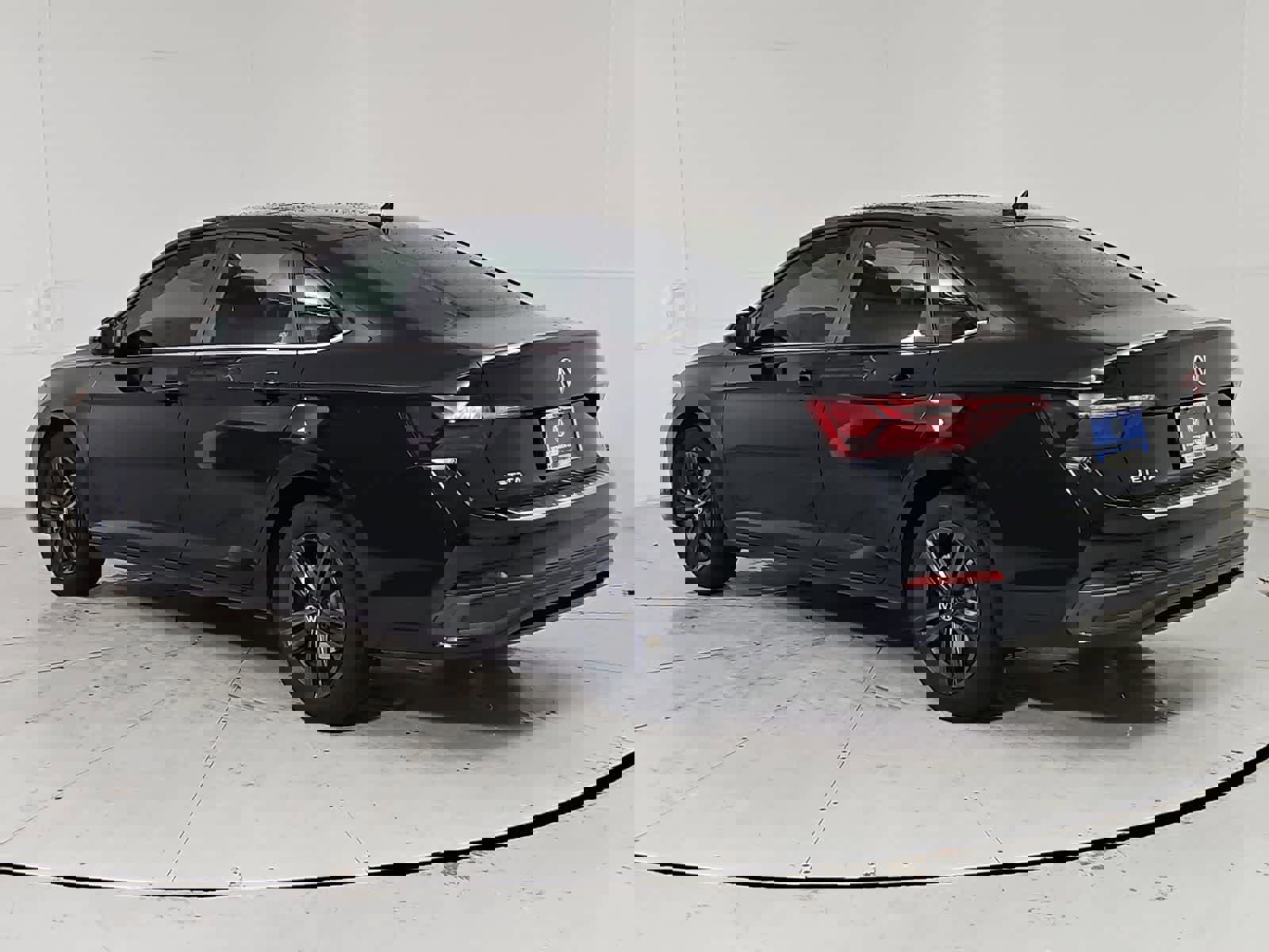 Certified 2023 Volkswagen Jetta SE image 4