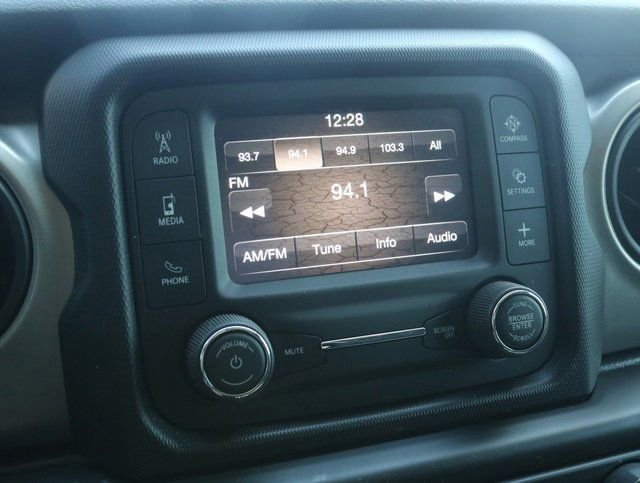 Used 2020 Jeep Wrangler Sport image 22