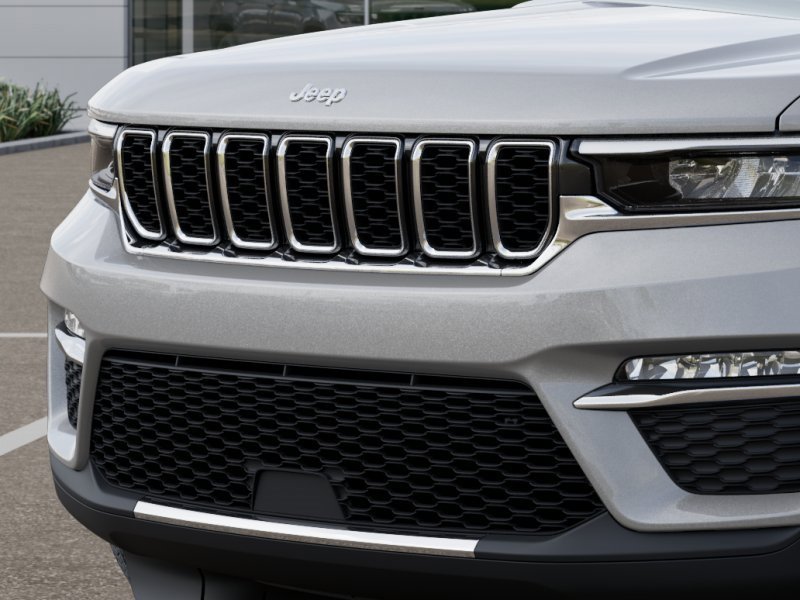 New 2025 Jeep Grand Cherokee Limited image 11