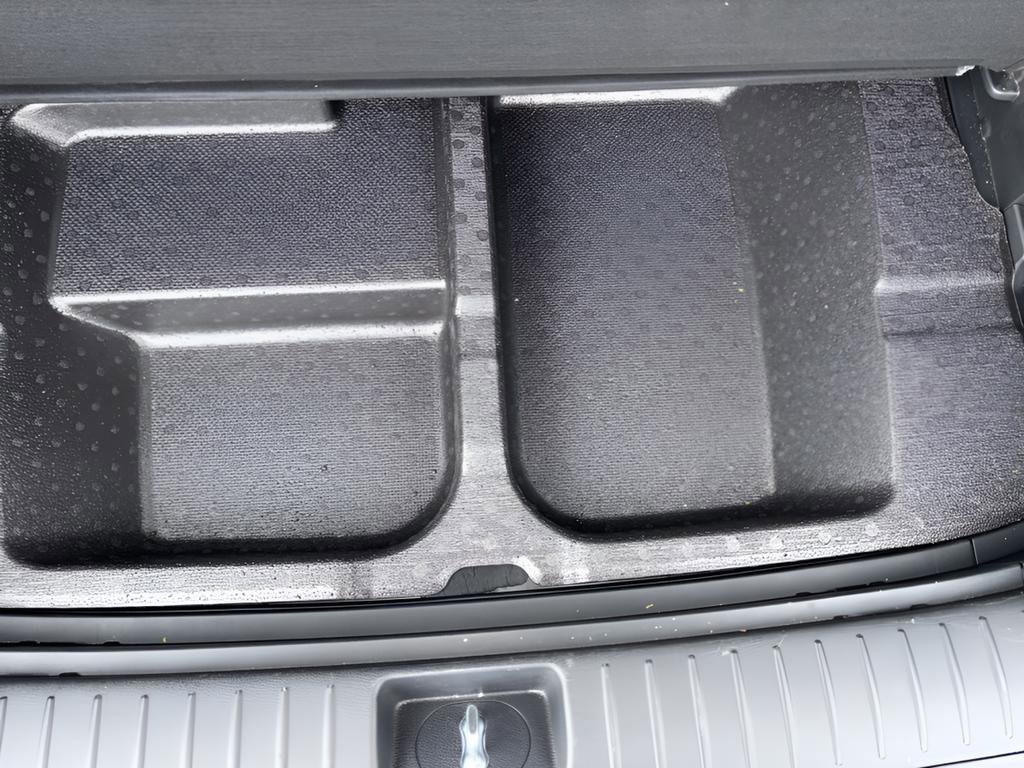 Used 2025 Kia Sportage LX FWD image 33