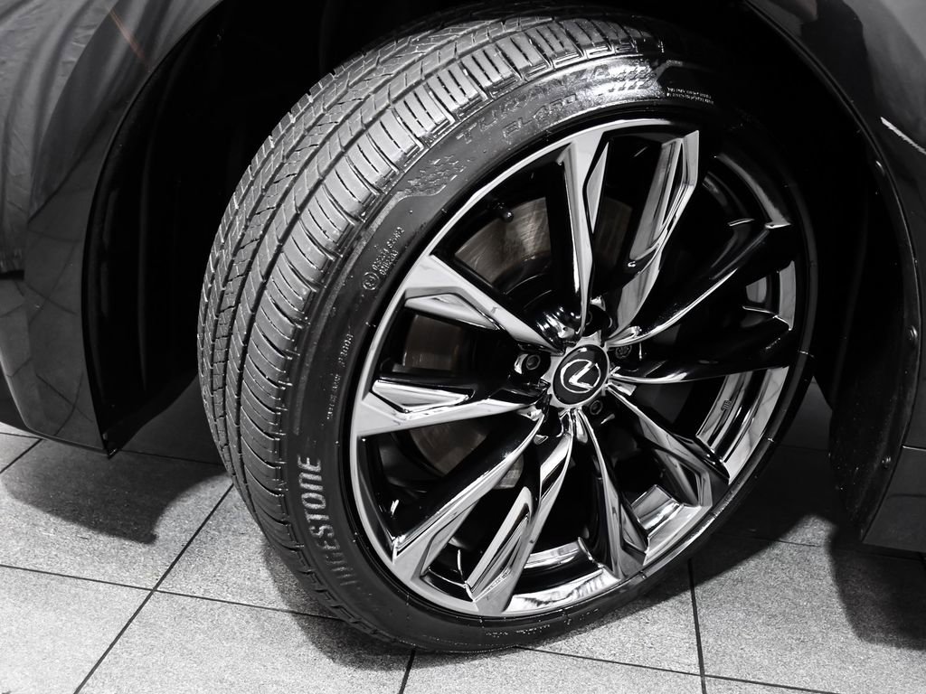 Used 2025 Lexus IS 350 F Sport w/ Navigation Package AWD/4WD image 7