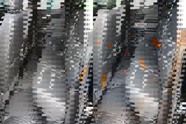 Used 2021 GMC Sierra 1500 AT4 w/ AT4 Premium Package image 6