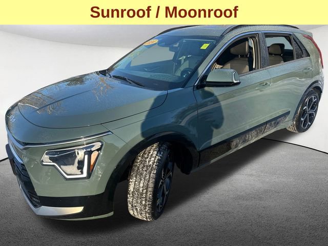 Used 2024 Kia Niro EX Touring image 5