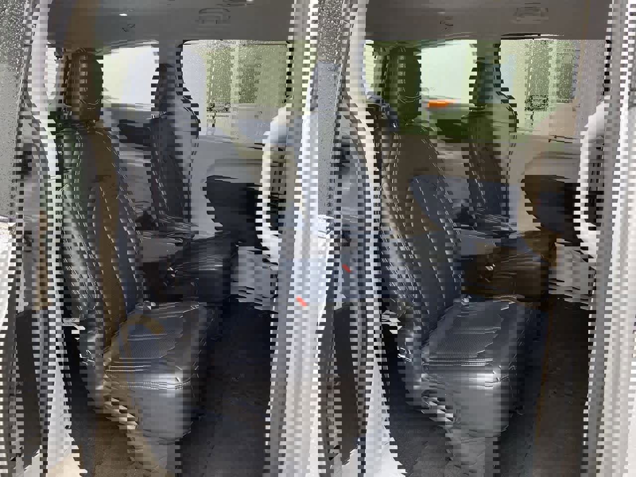 Used 2024 Chrysler Pacifica Touring-L image 17