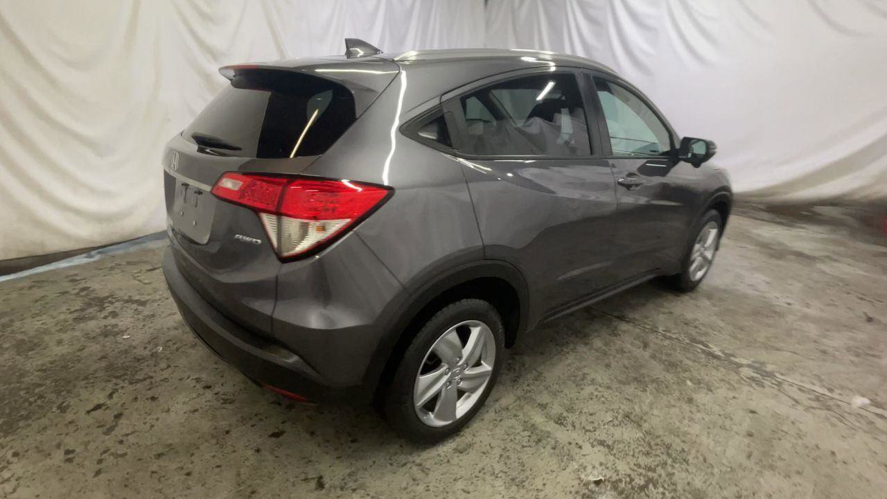 Used 2019 Honda HR-V EX image 8