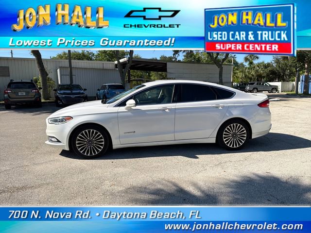Used 2017 Ford Fusion Titanium FWD image 4